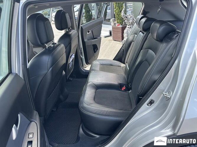 Kia Sportage 42 kia Sportage 2011