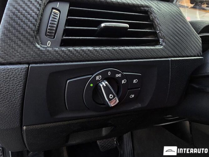 BMW 320 43 bmw 320 2009