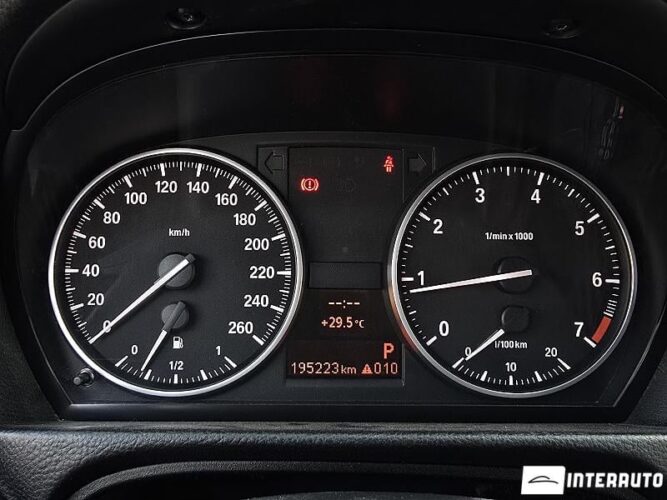 BMW 320 35 bmw 320 2009