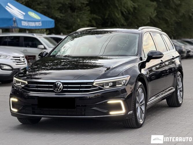 Volkswagen Passat GTE 2021 doar la InterAuto