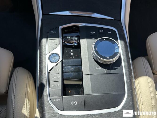 BMW 330 42 bmw 330 2024