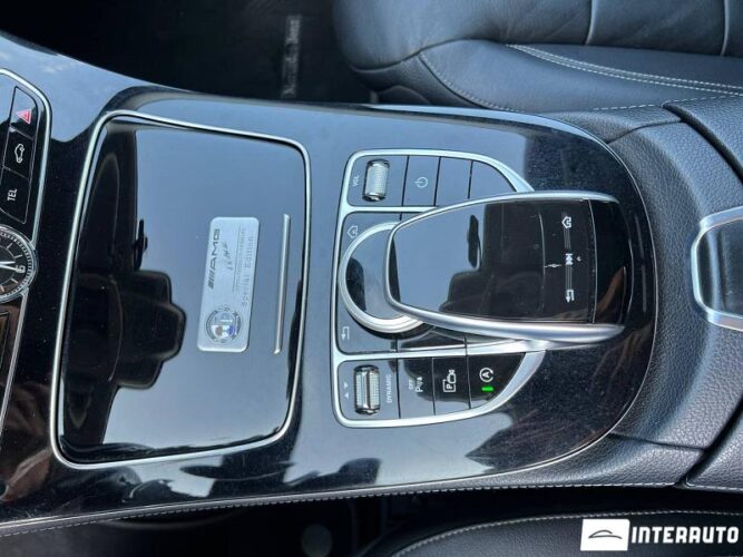 Mercedes E 220 64 mercedes E 220 2017