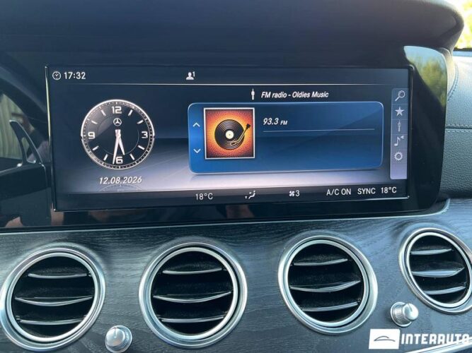 Mercedes E 220 57 mercedes E 220 2017