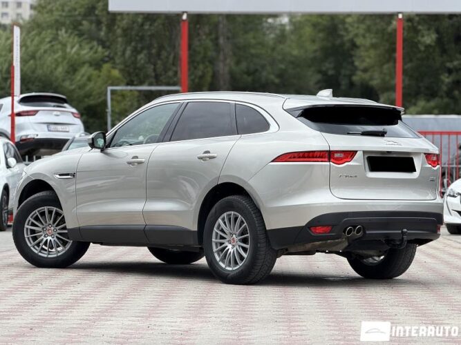 Jaguar F-Pace 39 jaguar F-Pace 2016