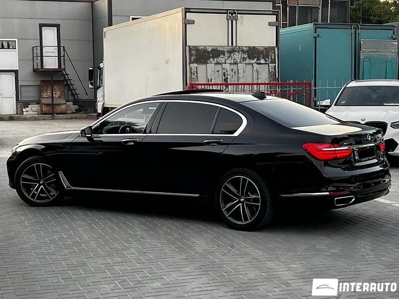 BMW 740