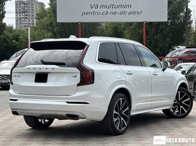 Volvo XC 90 37 volvo XC 90 2020