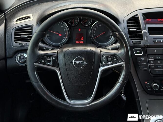 opel Insignia 2012