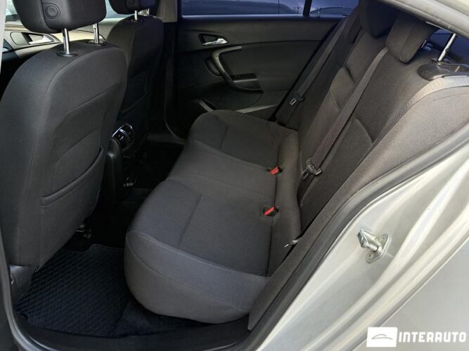 opel Insignia 2012