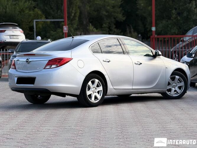 opel Insignia 2012