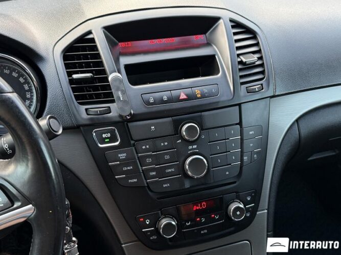 opel Insignia 2012