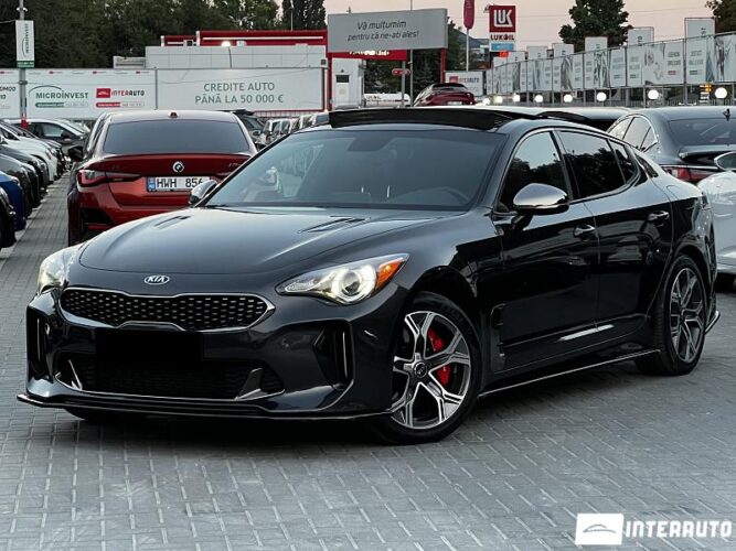 Kia Stinger 2019 doar la InterAuto