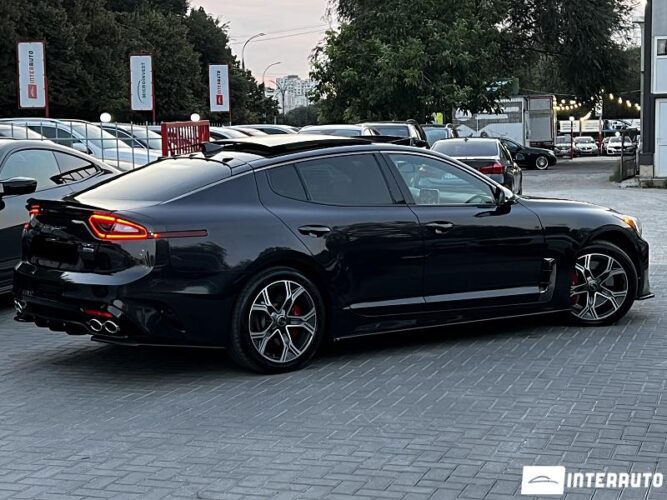 Kia Stinger 34 kia Stinger 2019