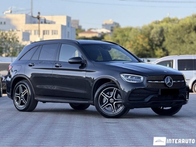 Mercedes GLC 220d 37 mercedes GLC 220d 2020