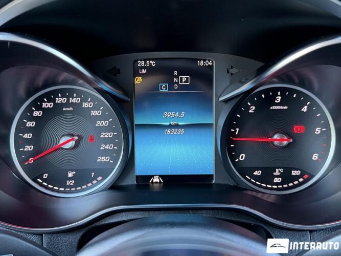 Mercedes GLC 220d 46 mercedes GLC 220d 2020