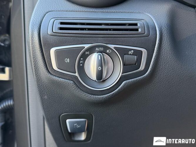 Mercedes GLC 220d 42 mercedes GLC 220d 2020