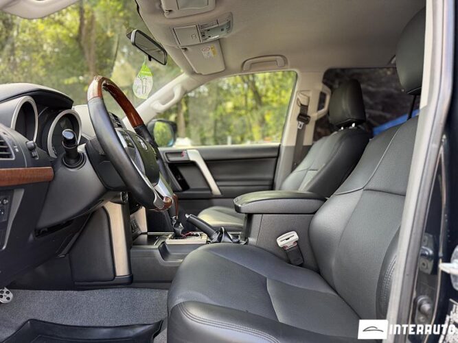 toyota Land Cruiser Prado 2013