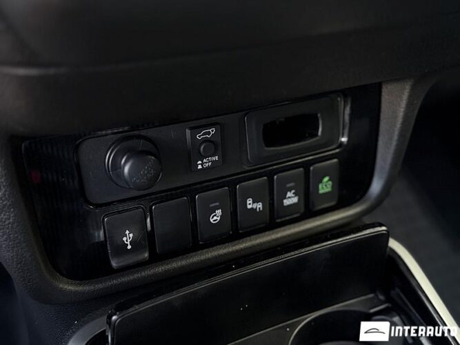 mitsubishi Outlander 2019