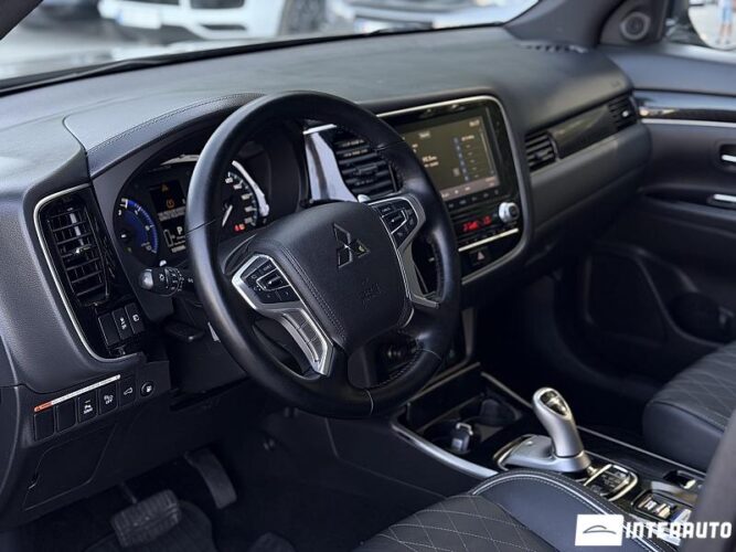 mitsubishi Outlander 2019