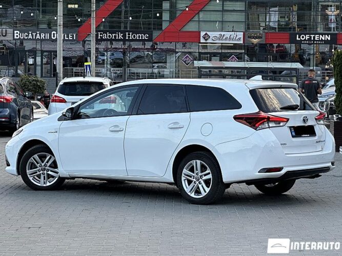 toyota Auris 2016