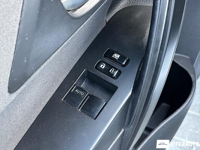 toyota Auris 2016