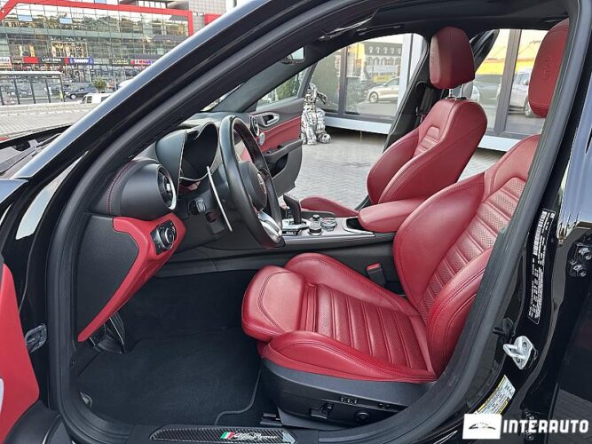 alfa romeo Giulia 2021