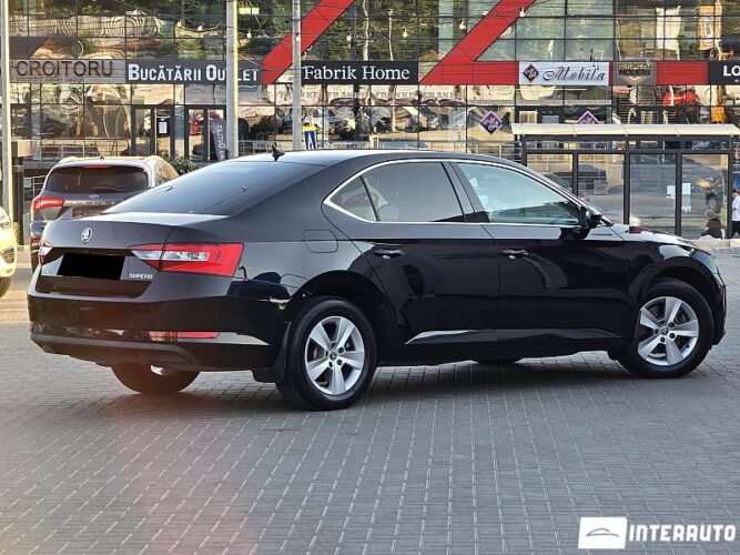 Skoda Superb 32 skoda Superb 2016