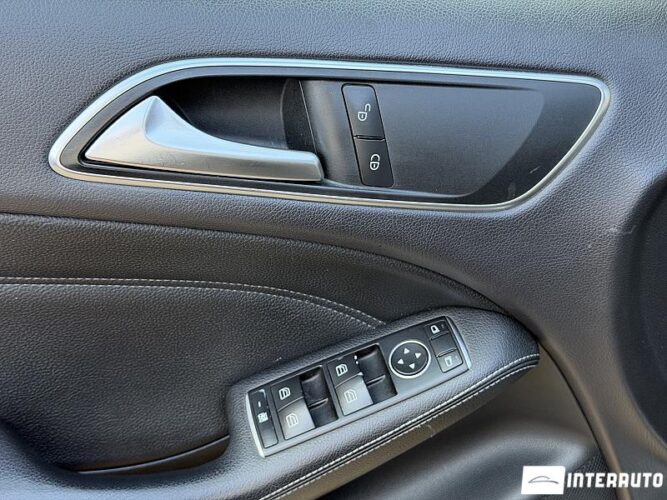 Mercedes B 200 41 mercedes B 200 2014