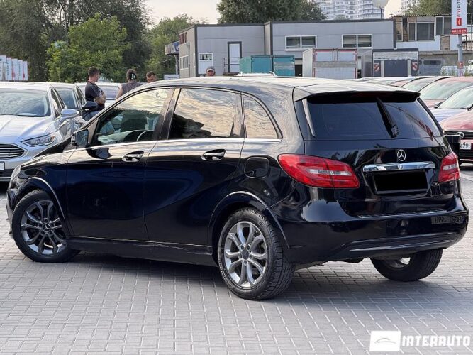 Mercedes B 200 28 mercedes B 200 2014
