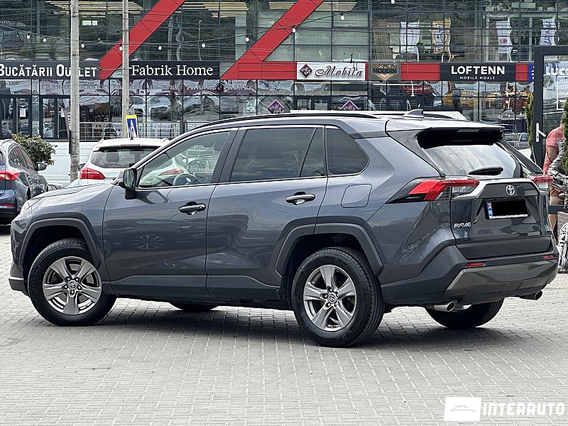 Toyota Rav-4