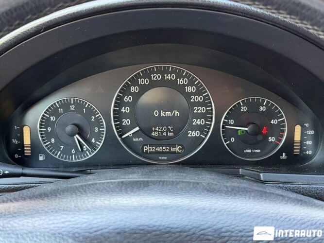Mercedes E 220 41 mercedes E 220 2008