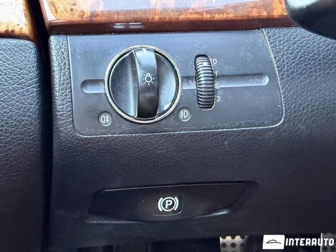 Mercedes E 220 37 mercedes E 220 2008