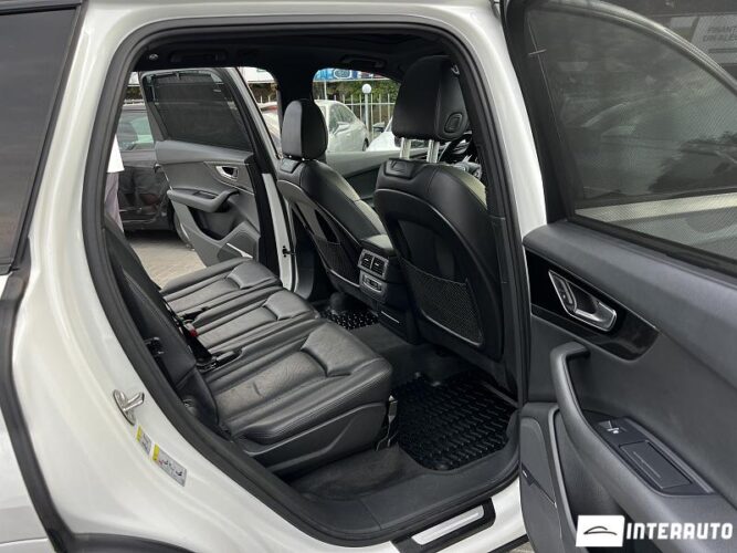 Audi Q7 51 audi Q7 2017