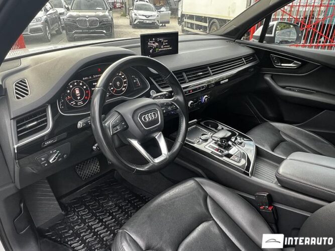 Audi Q7 41 audi Q7 2017