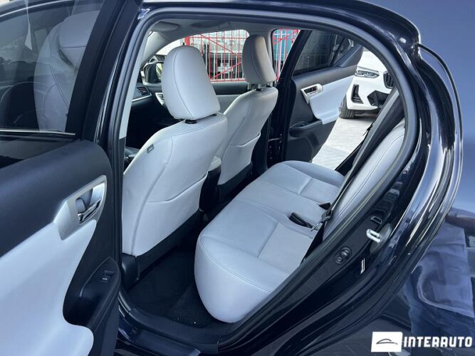 Lexus CT 200h 35 lexus CT 200h 2014