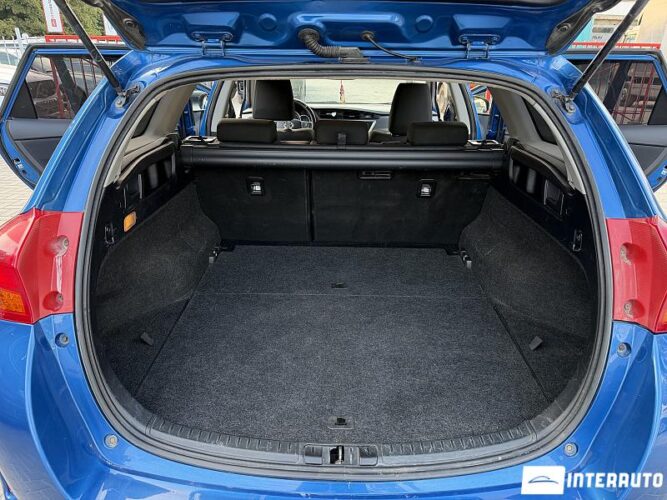 toyota Auris 2013