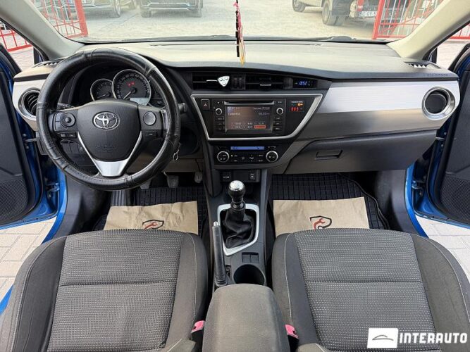 toyota Auris 2013