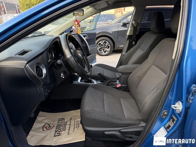 toyota Auris 2013