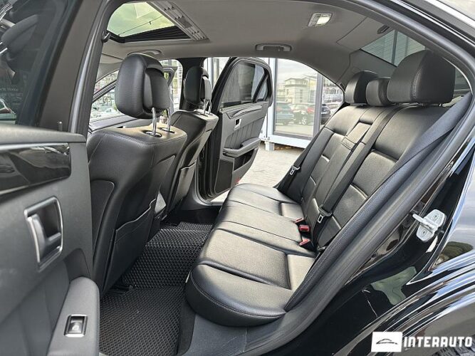 Mercedes E 200 49 mercedes E 200 2012