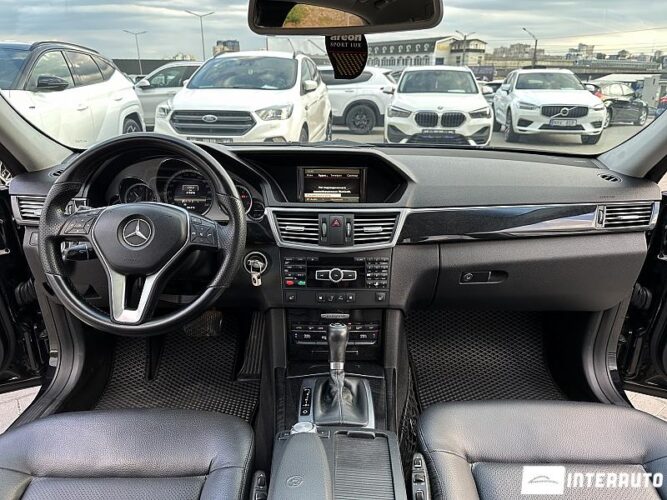 Mercedes E 200 38 mercedes E 200 2012