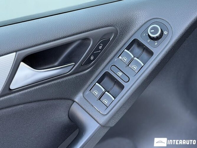 Volkswagen Golf 33 volkswagen Golf 2010