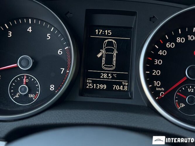 Volkswagen Golf 37 volkswagen Golf 2010