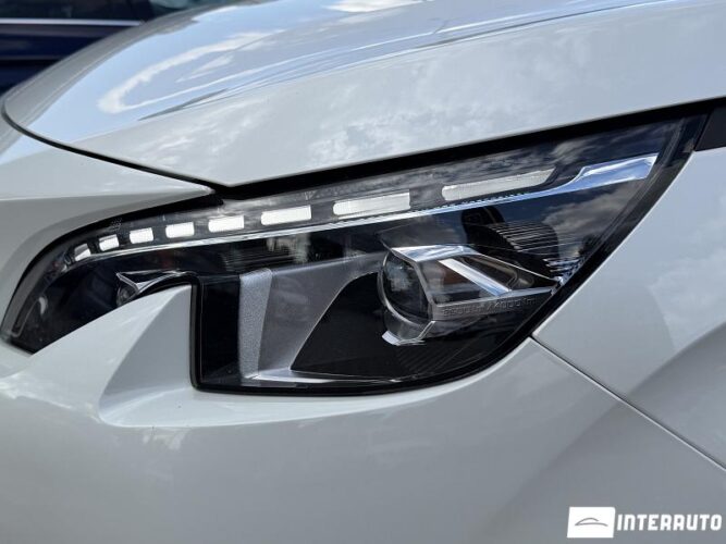 peugeot 5008 2020