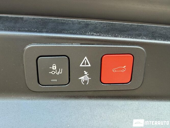 peugeot 5008 2020