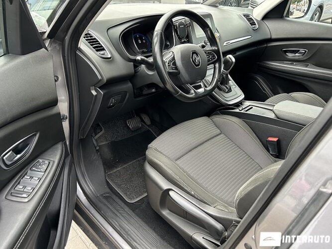 renault Grand Scenic 2017