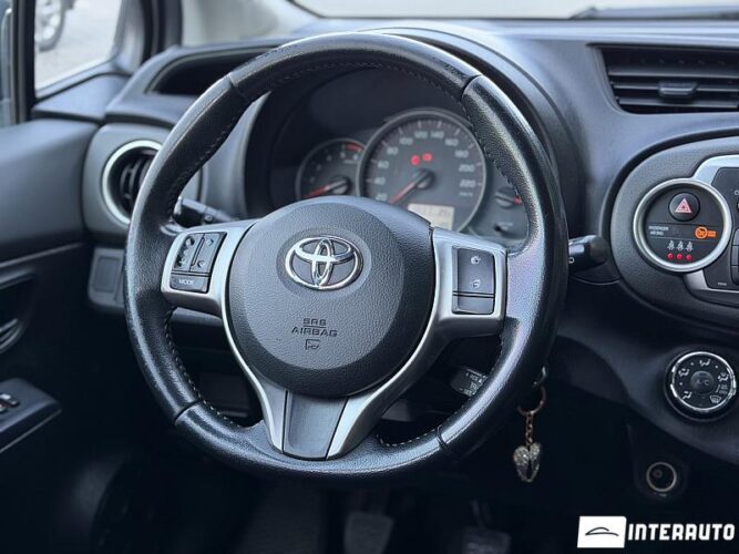 toyota Yaris 2013