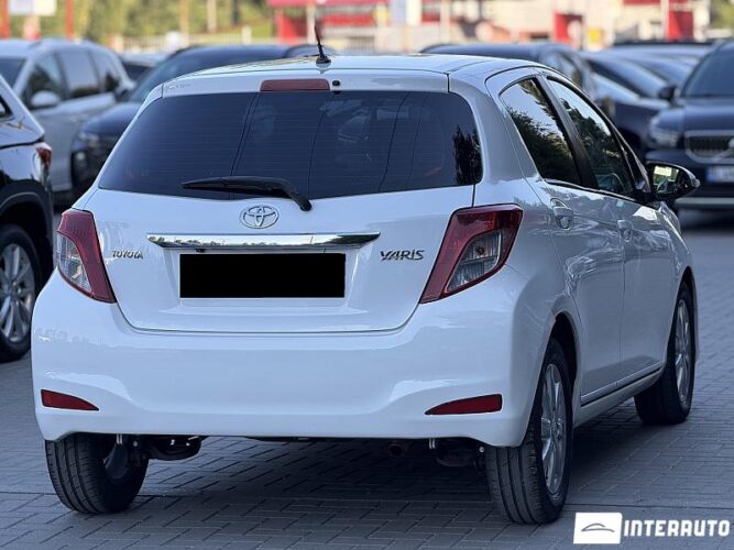 toyota Yaris 2013