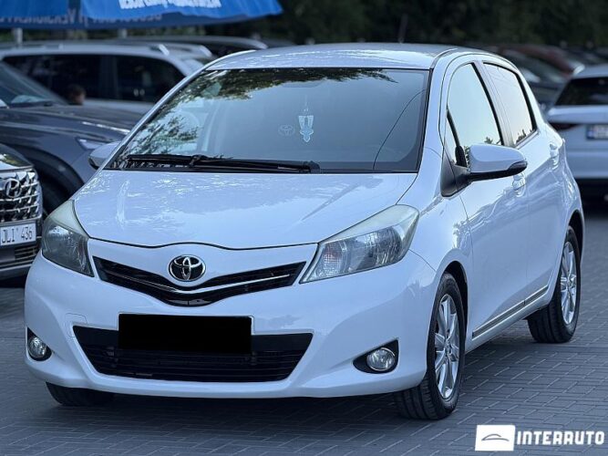 Toyota Yaris 2013 doar la InterAuto