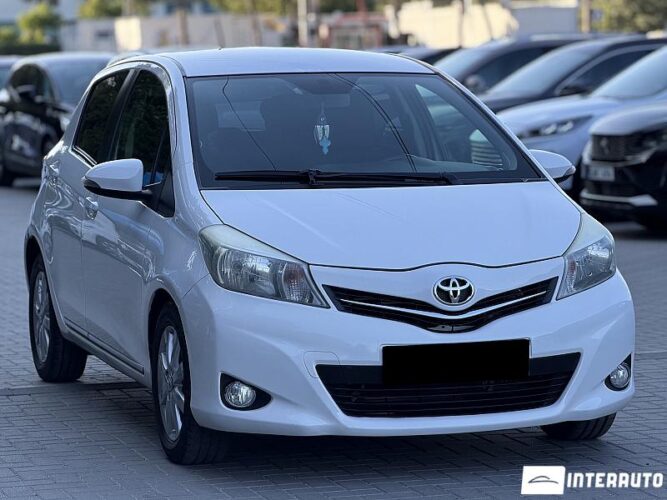 toyota Yaris 2013