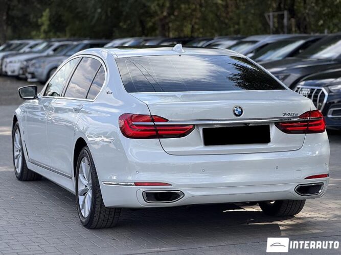 bmw 740e 2016
