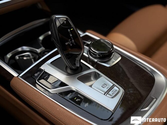 bmw 740e 2016